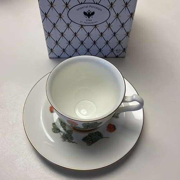 Imperial Porcelain 1744 St. Petersburg Russia Teacup with Saucer. - Picture 5 of 11